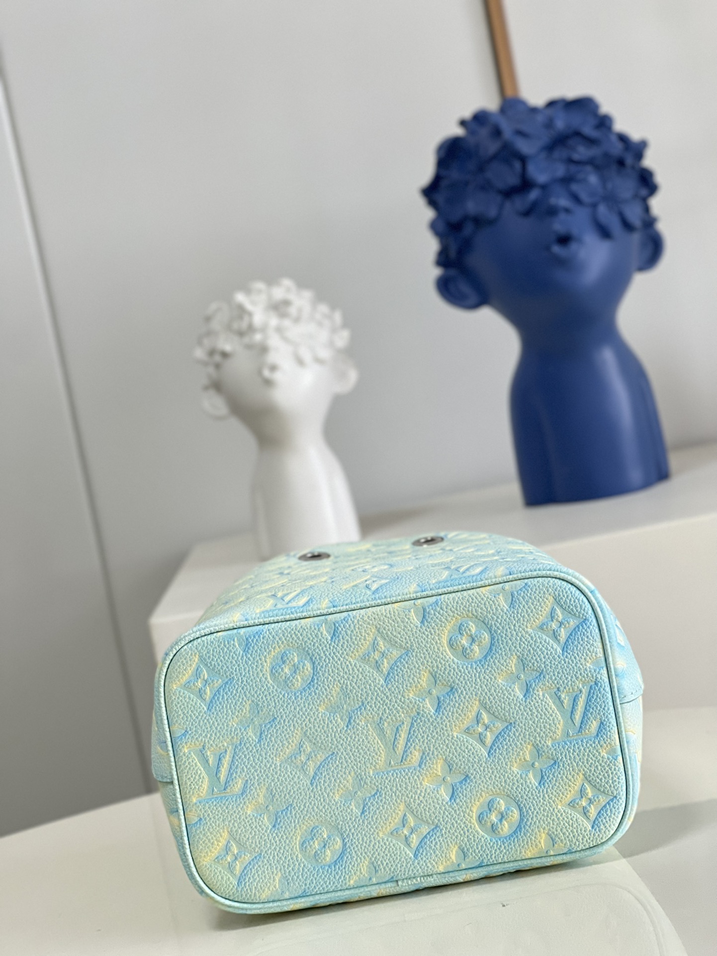 L*ouis V*uitton Top Bag 20*20*13cm