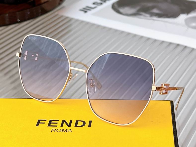 F*endi Glasses Top