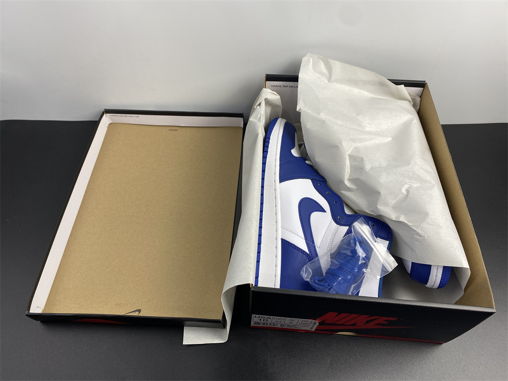 Air Jordan 1 Retro High 555088-127