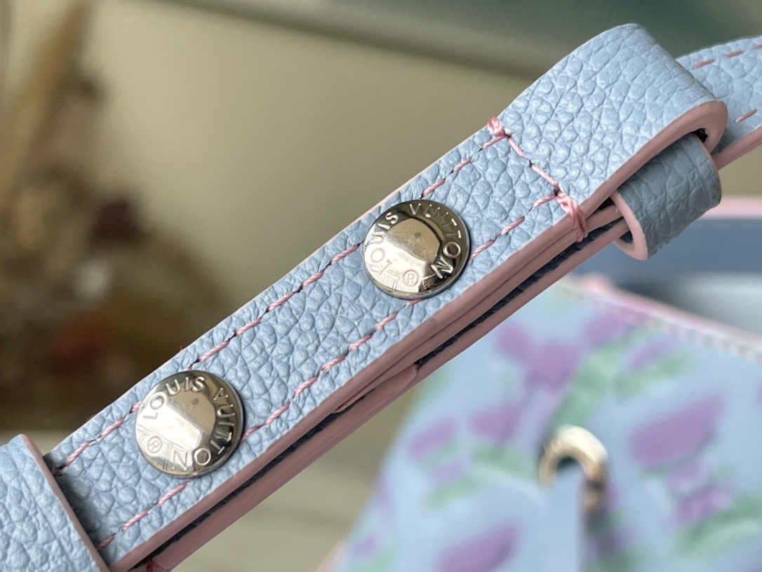 L*ouis V*uitton Top Bag 20*20*13cm