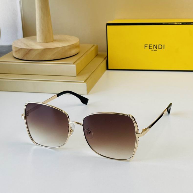 F*endi Glasses Top