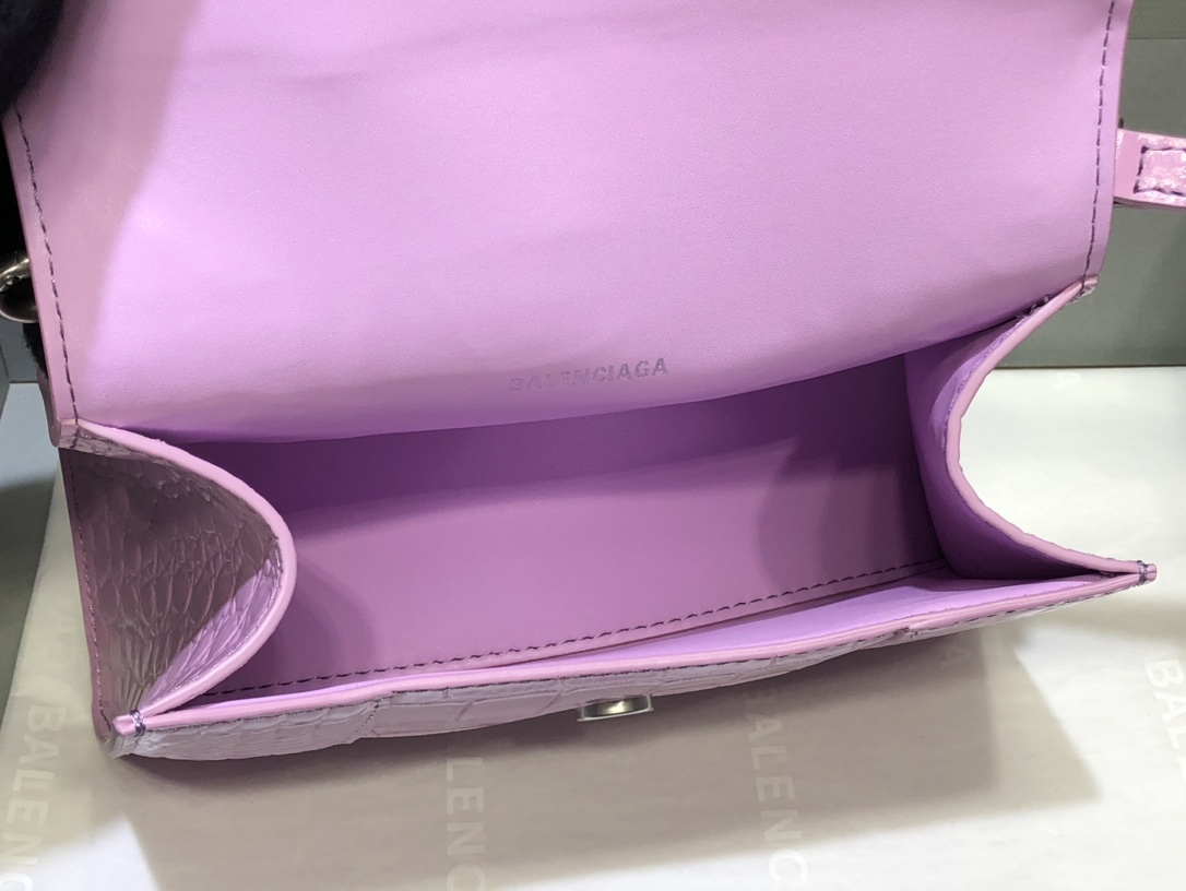 B*alenciaga Bag Top Quality