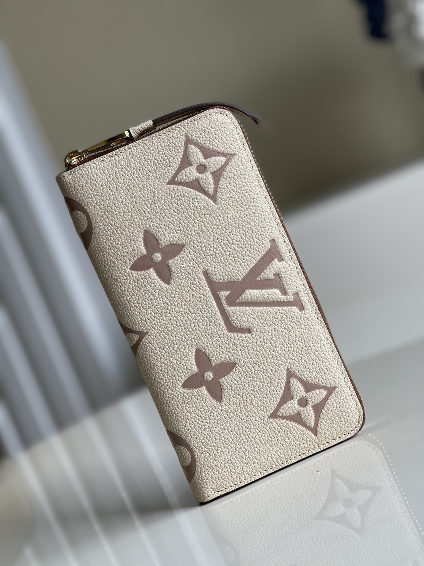 L*ouis V*uitton Top Bag 19.5*10.5*2.5cm