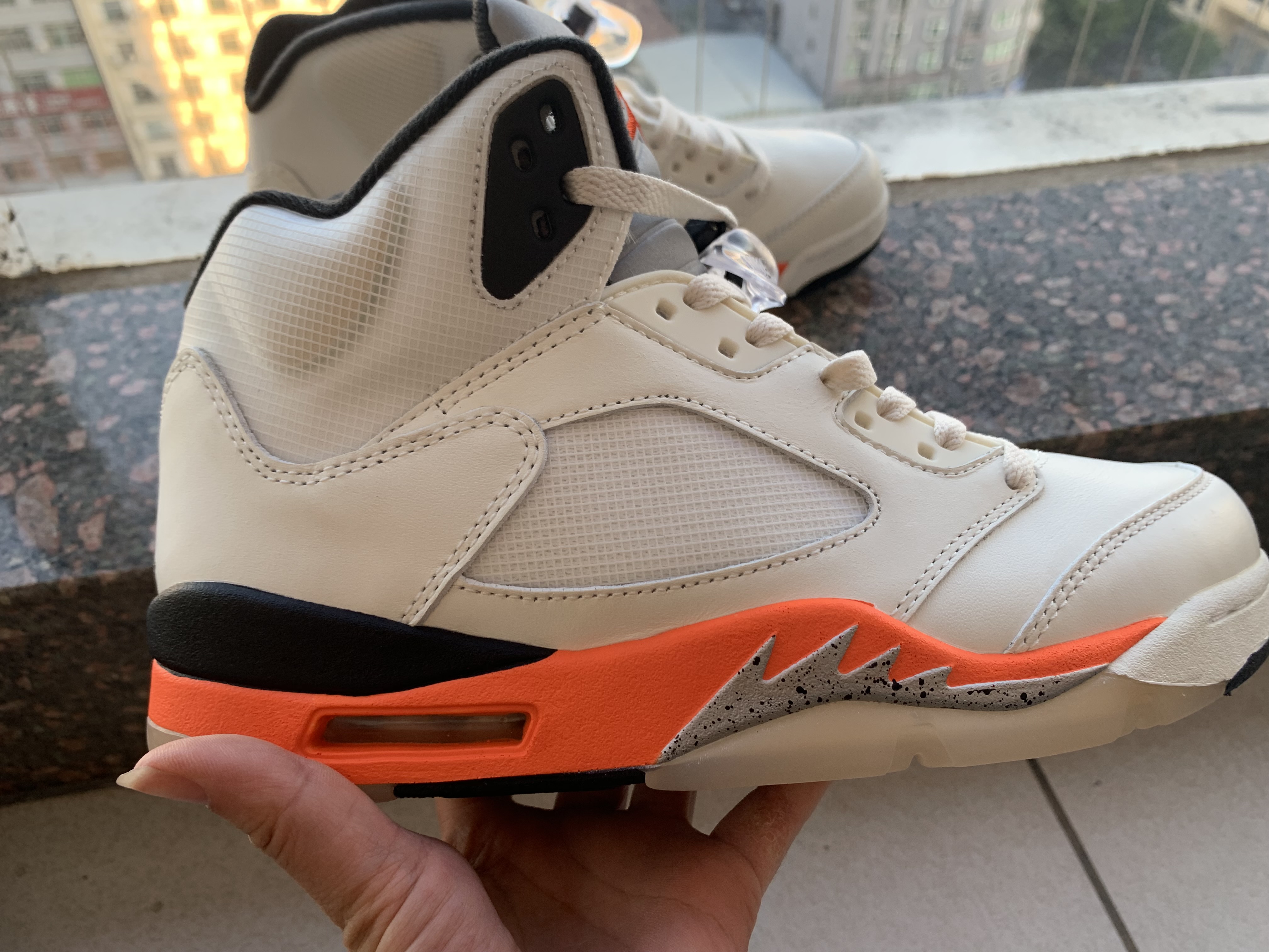 Air Jordan 5 Total Orange DC1060-100