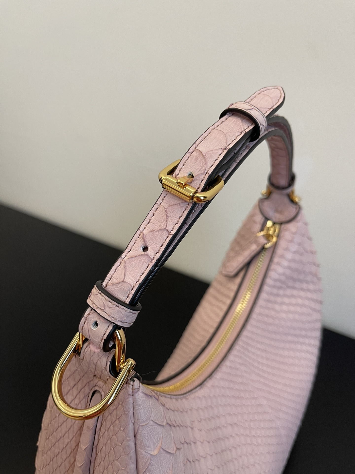 F*endi Bag Top Quality 29*24.5*10CM