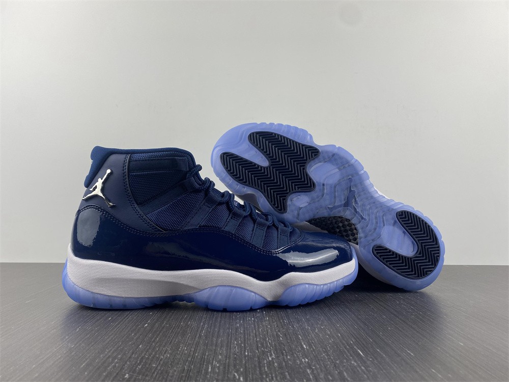 Air Jordan 11 378037-441
