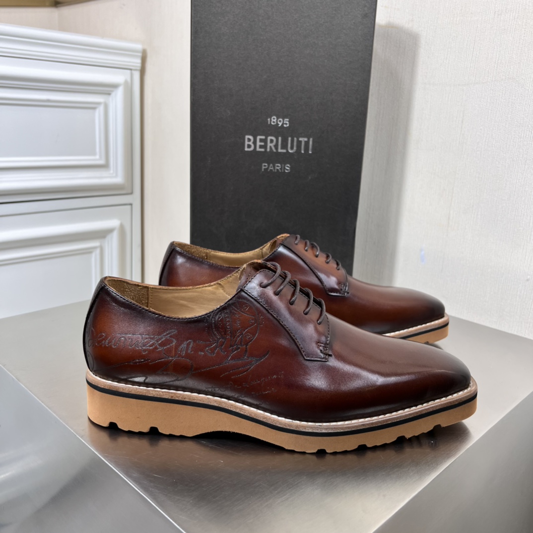 Men B*erluti Top Loafer