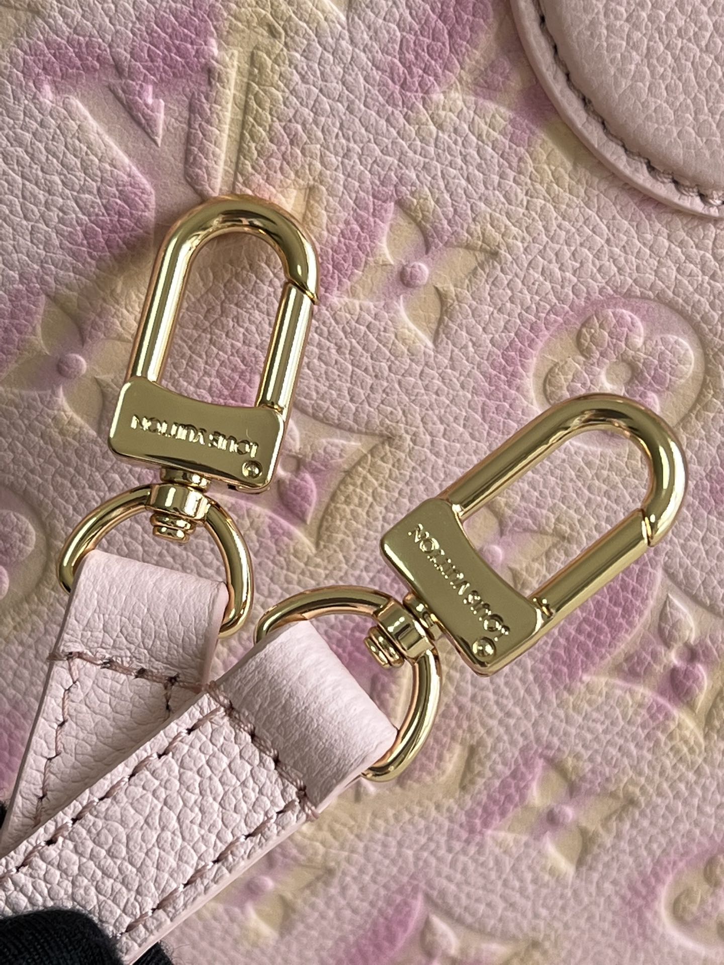 L*ouis V*uitton Top Bag 25*19*11.5cm