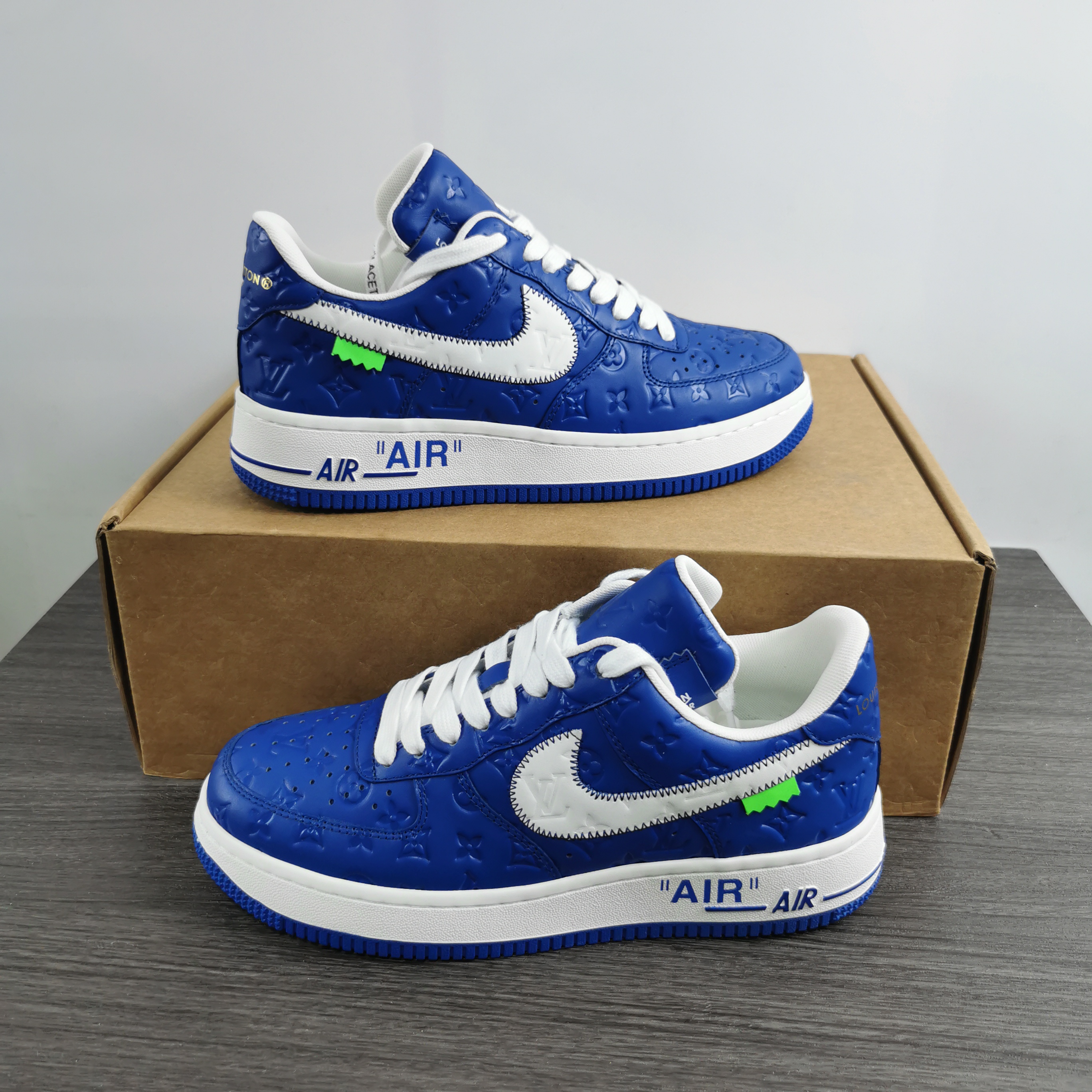 from O*ff-W*hite x Nike Air Force 1 x L*V Low