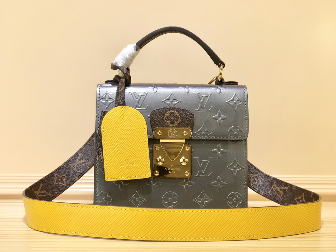 L*ouis V*uitton Top Bag 17*16*8.5cm