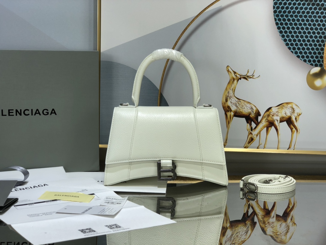 B*alenciaga Bag Top Quality