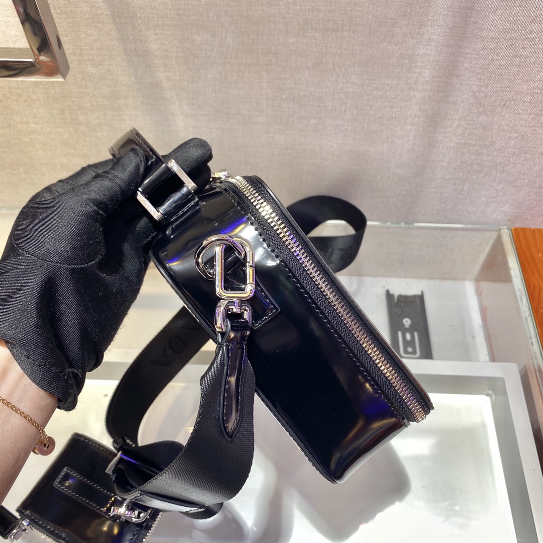 P*rada Bag Top Quality 22*16*6CM