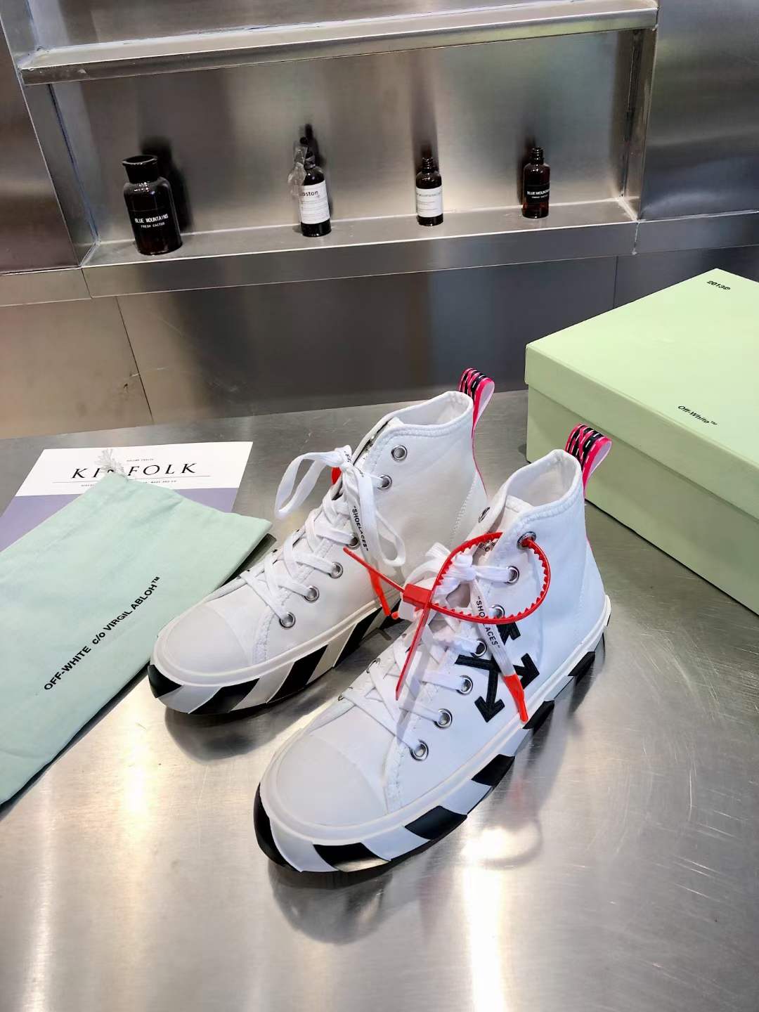 Men Off W*hite Top Sneaker