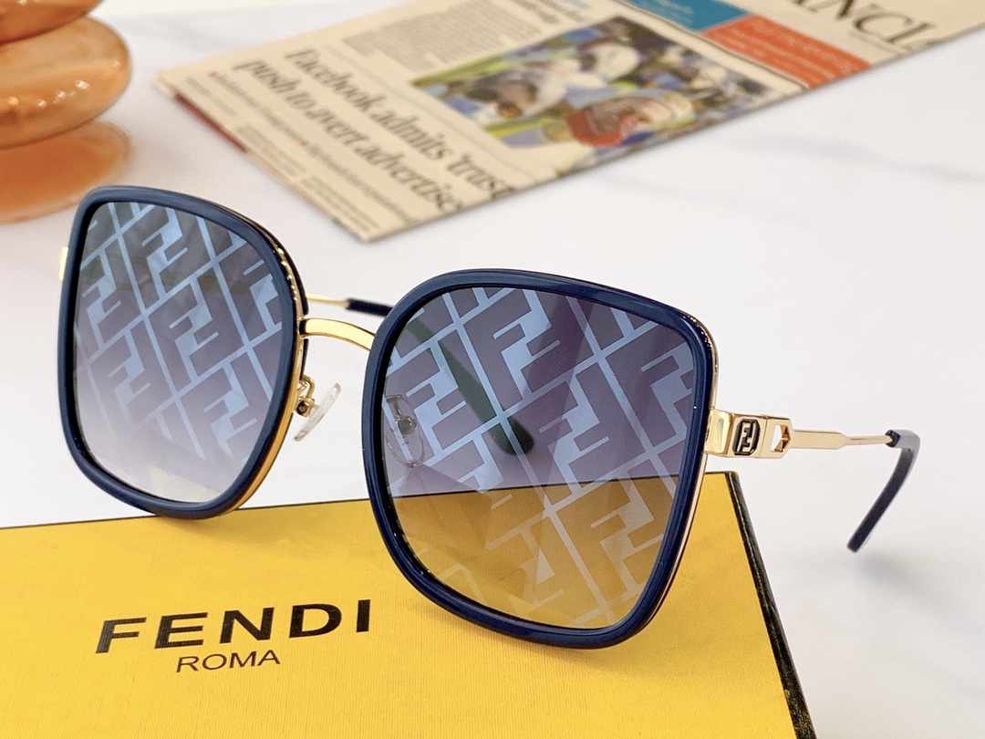 F*endi Glasses Top