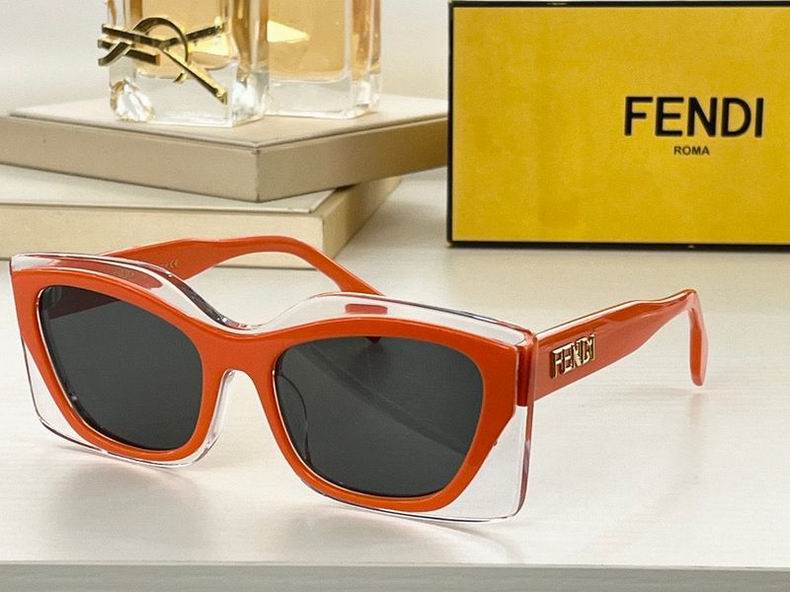 F*endi Glasses Top
