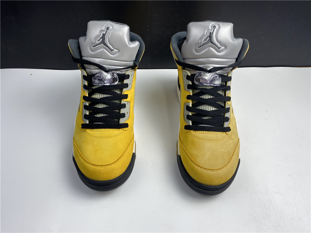 Air Jordan 5 Tokyo 454783-701