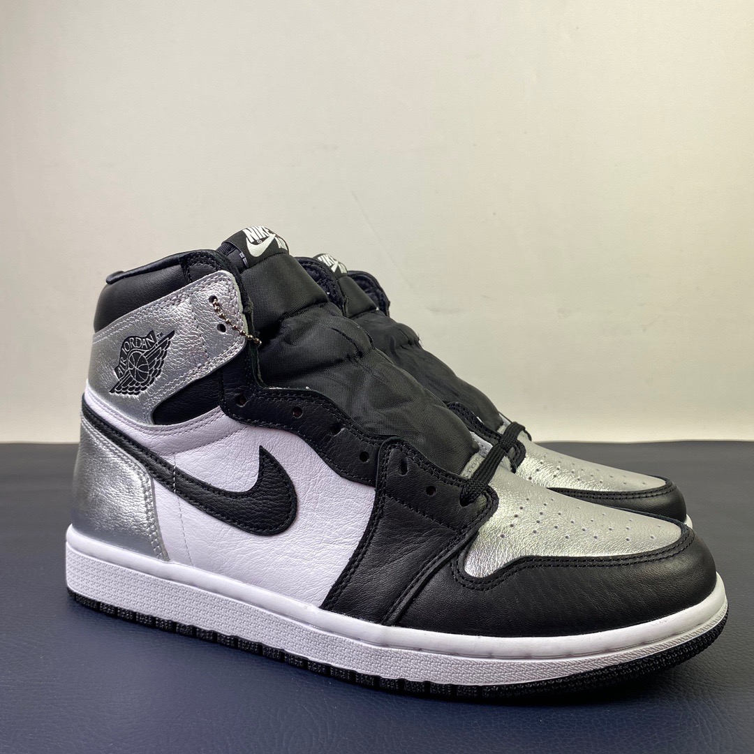 Air Jordan 1 High OG WMNS βSilver Toeβ CD0461-001