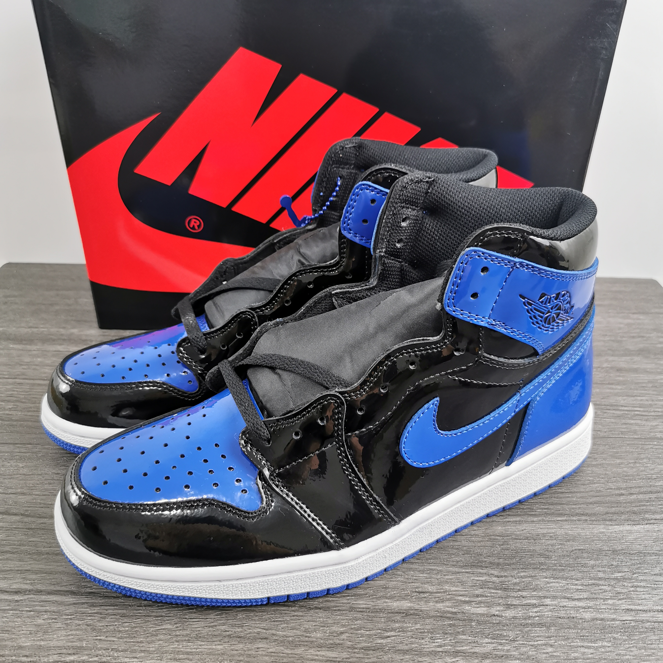 Air Jordan 1 555088-404