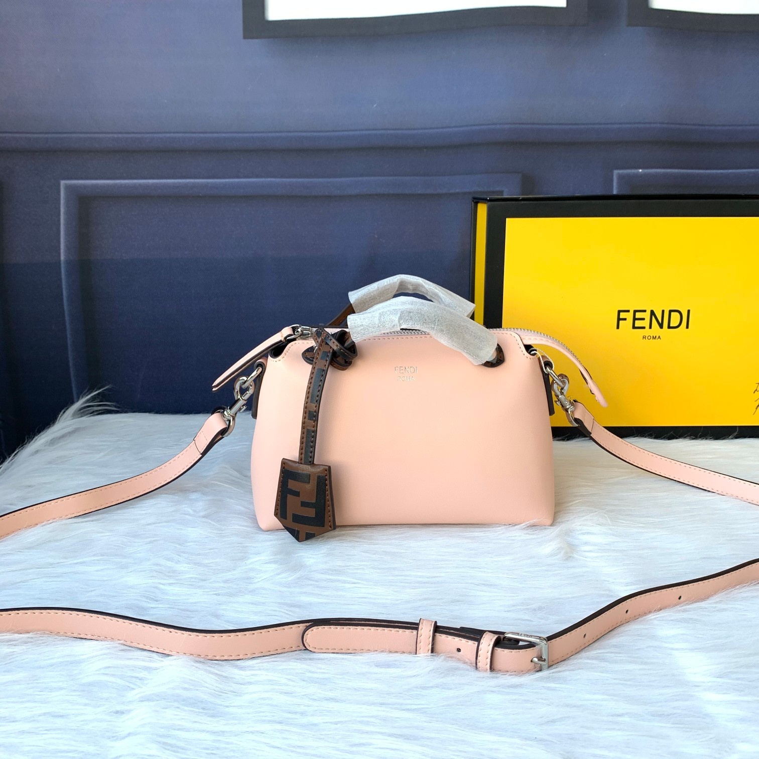F*endi Top Bag 21*12.5*9.5cm