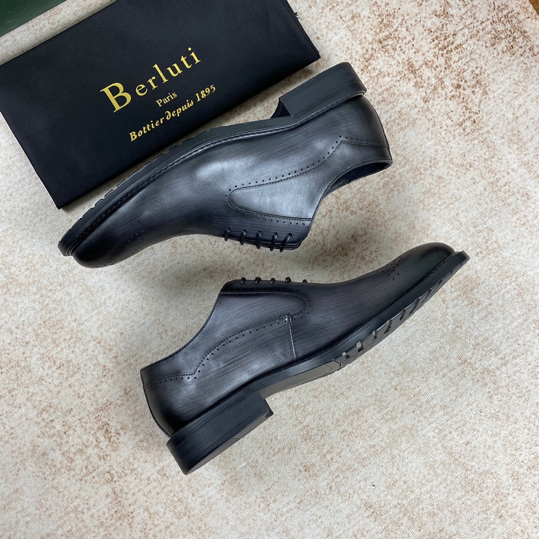 Men B*erluti Top Loafer