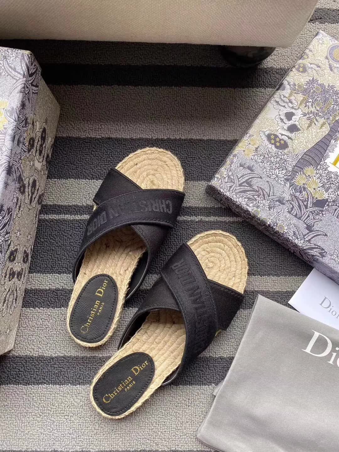 Women D*or Sandals
