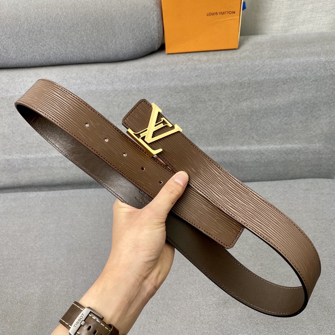 L*ouis V*uitton Belts Top Version