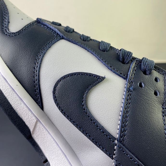 from Nike SB Dunk Low DD1391-003