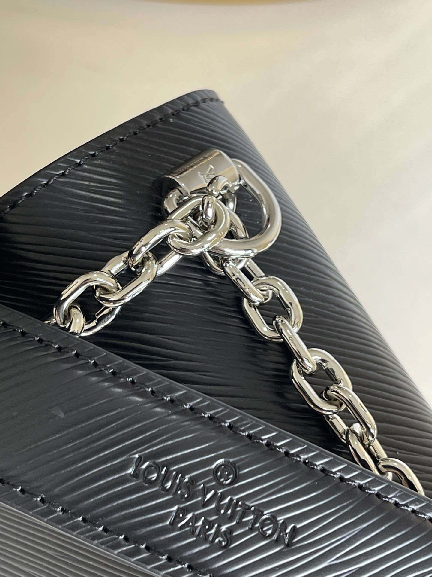 L*ouis V*uitton Bag Top Quality 23 x 17 x 9.5cm