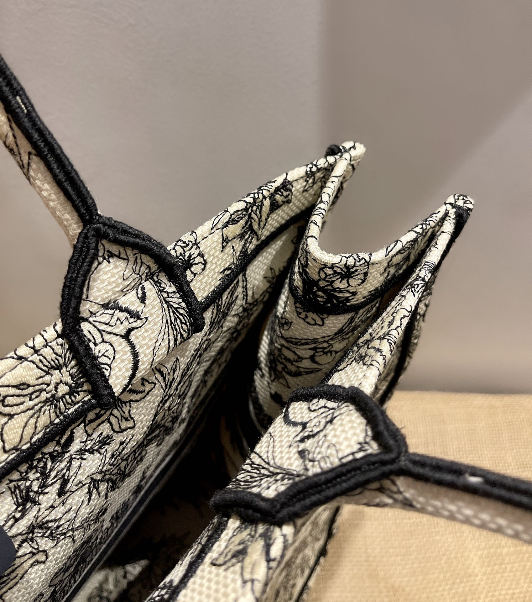 D*ior Bag Top Quality