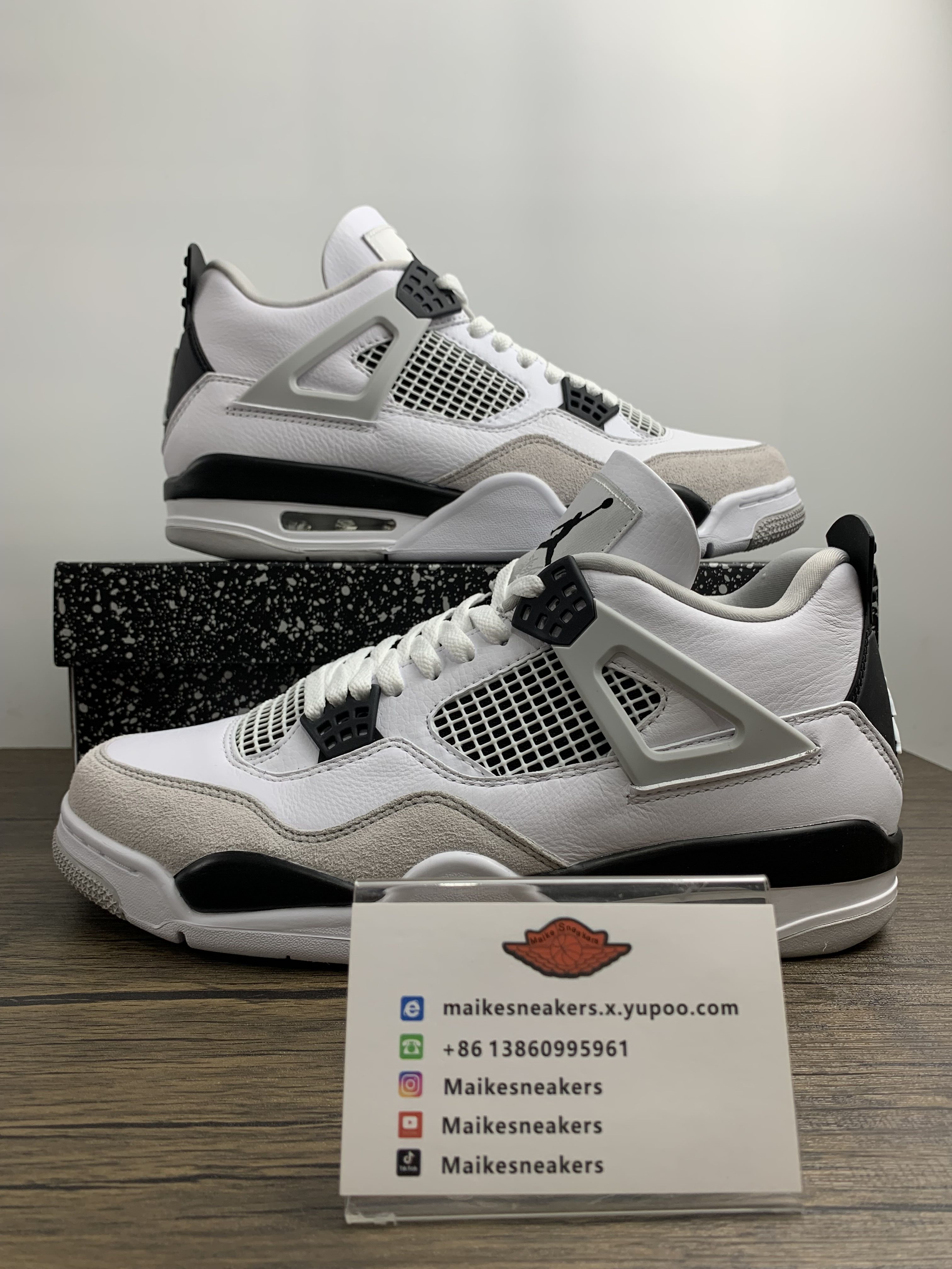 Air Jordan 4 Retro Military Black