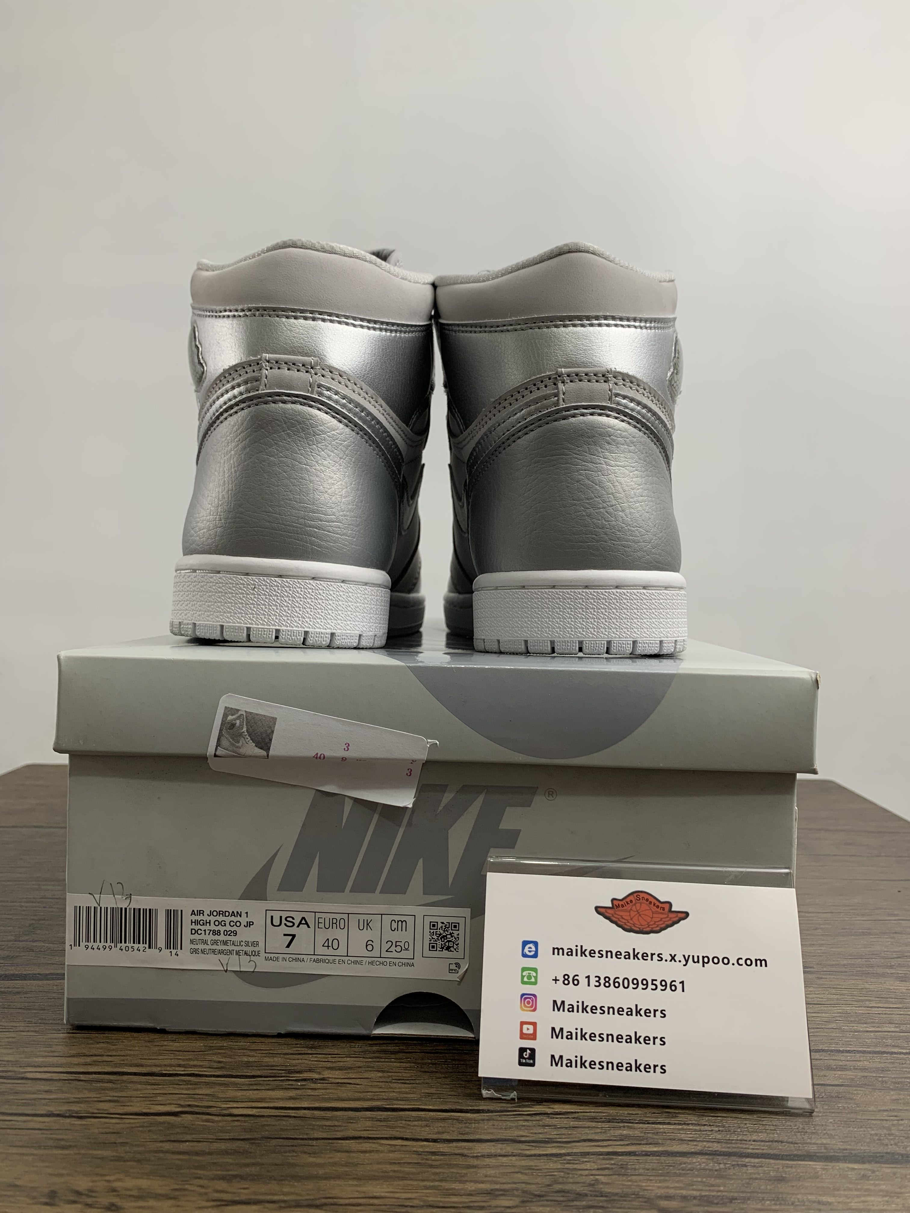 Air Jordan 1 men women top sneaker