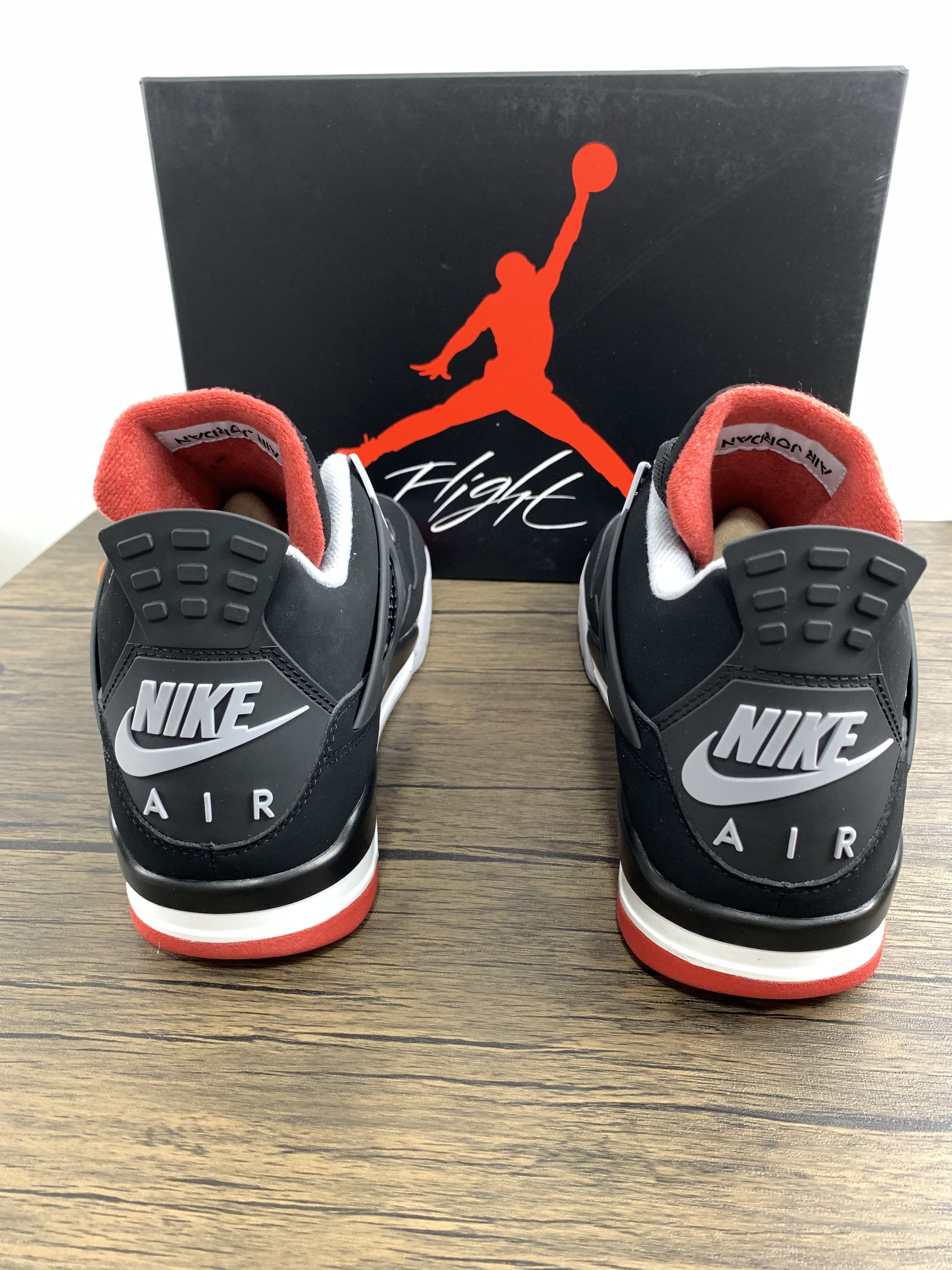 Air Jordan 4 Bred 308497-060