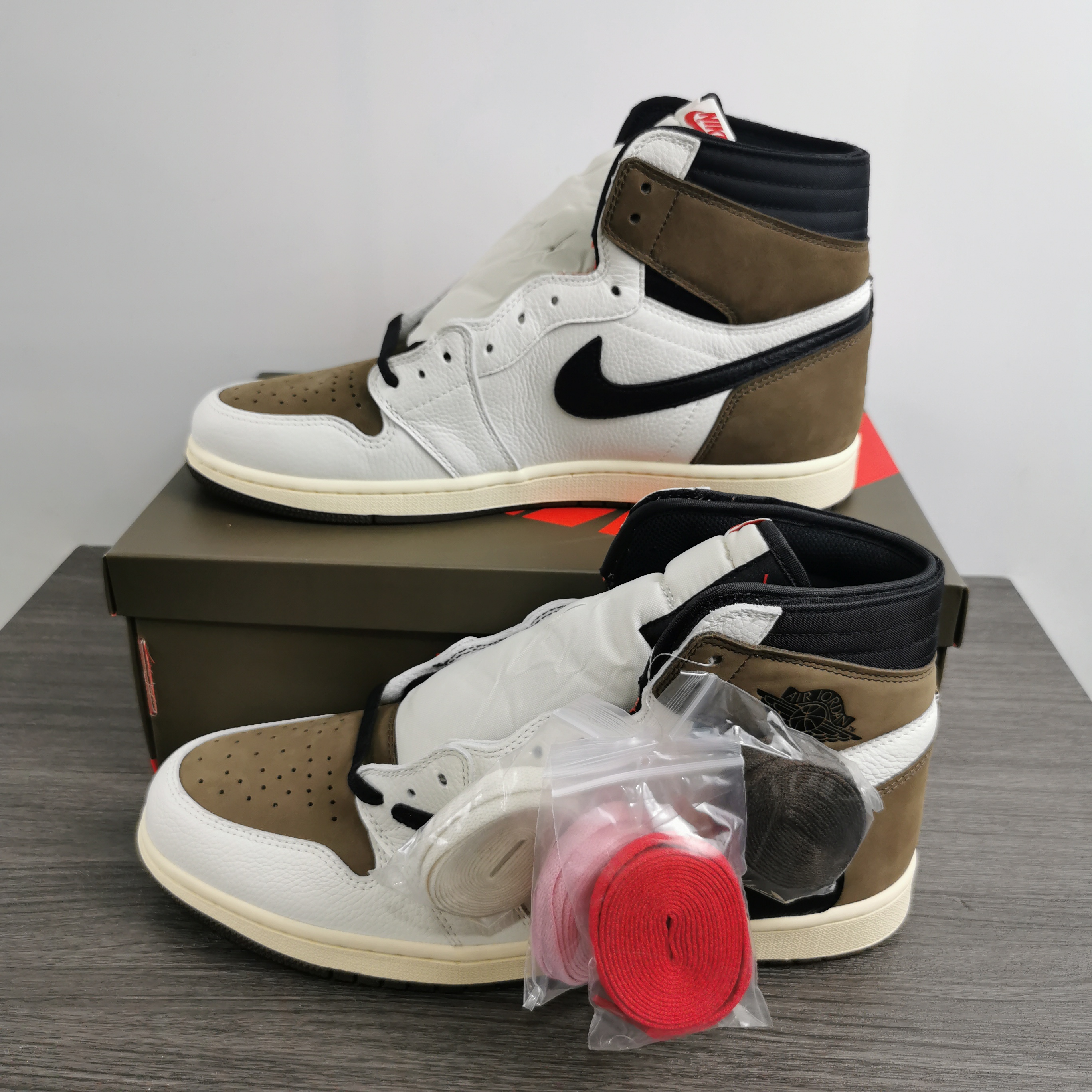 Travis Scott x Air Jordan 1 2.0 CD4487-100