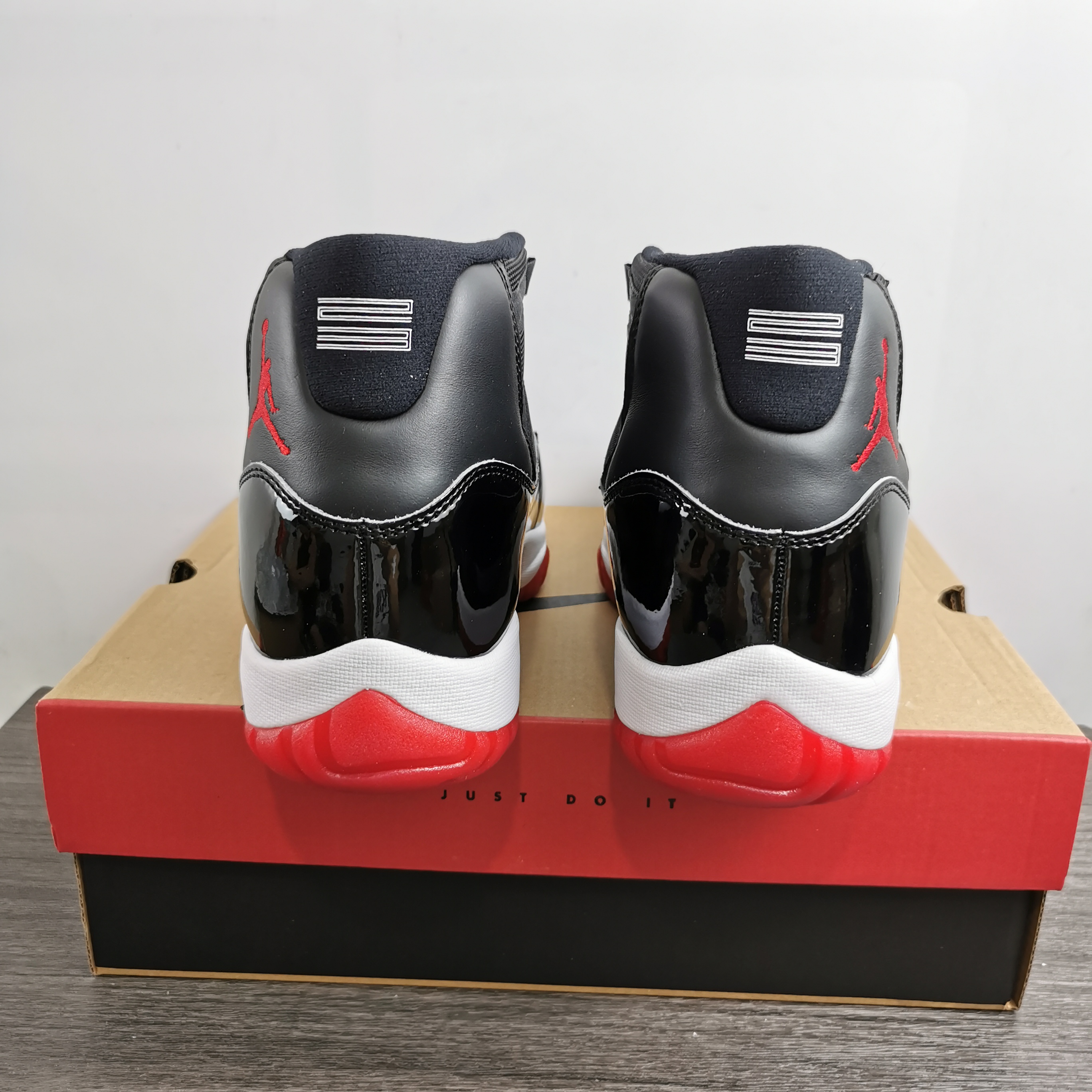 Air Jordan 11 “Bred” 378037-061