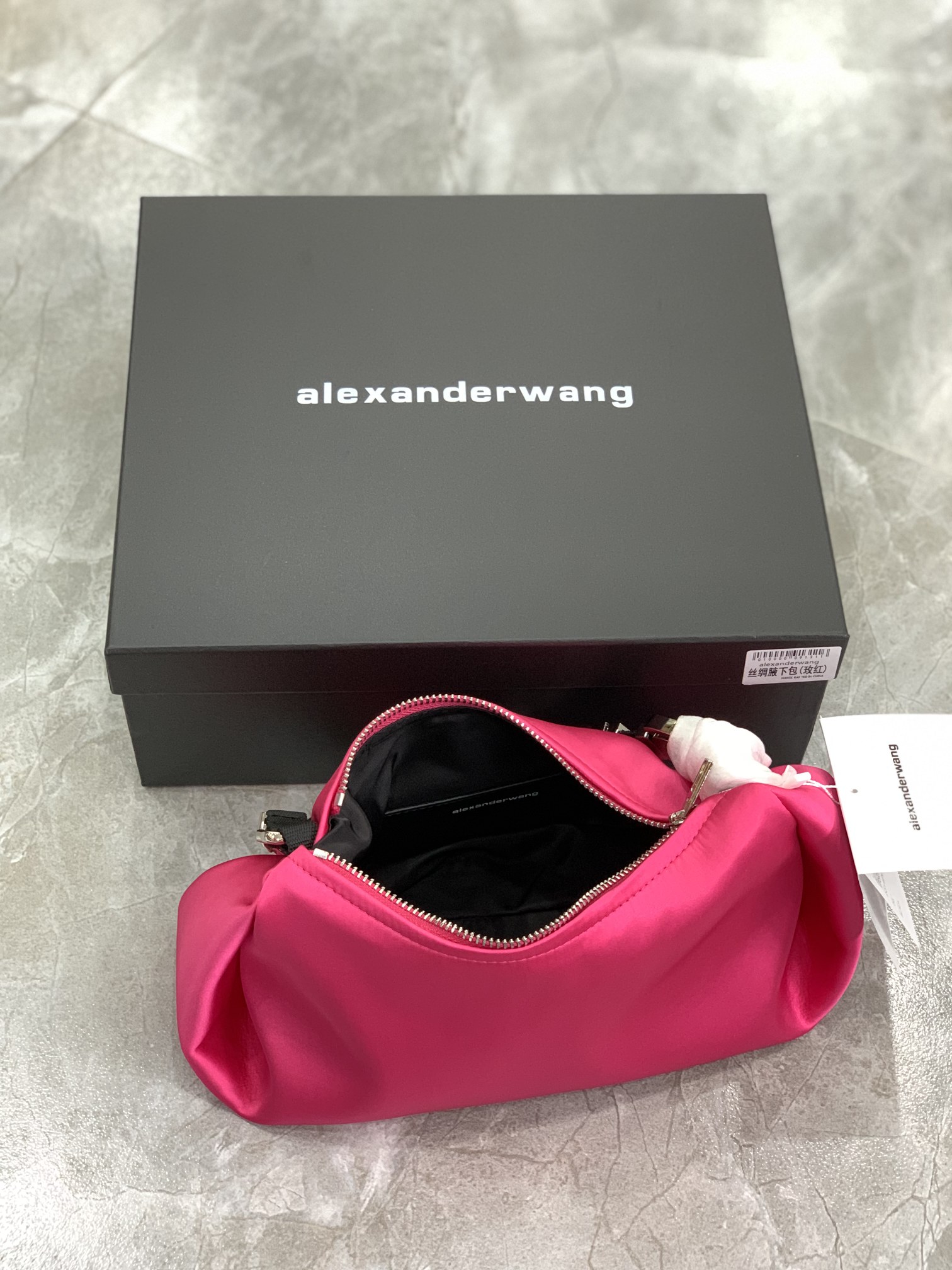 A*lexander W*ang Top Bag 28*18*11.5cm