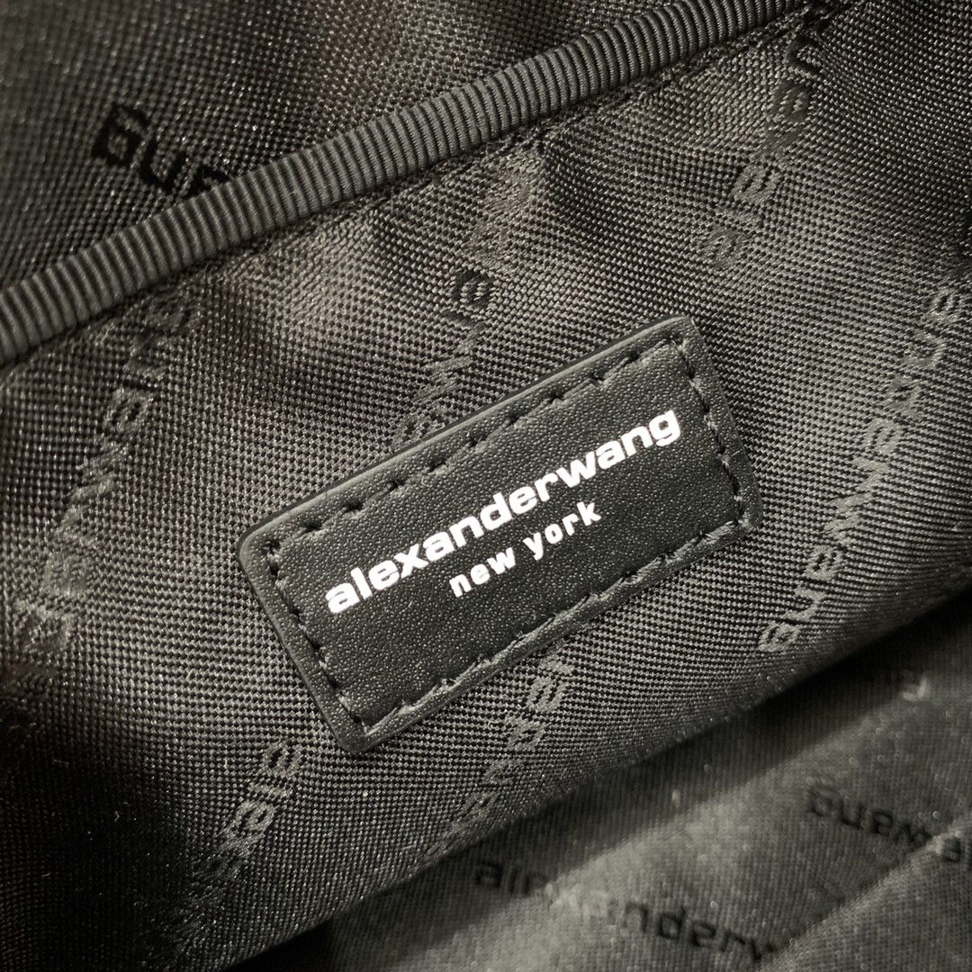 A*lexander W*ang Top Bag 22CM