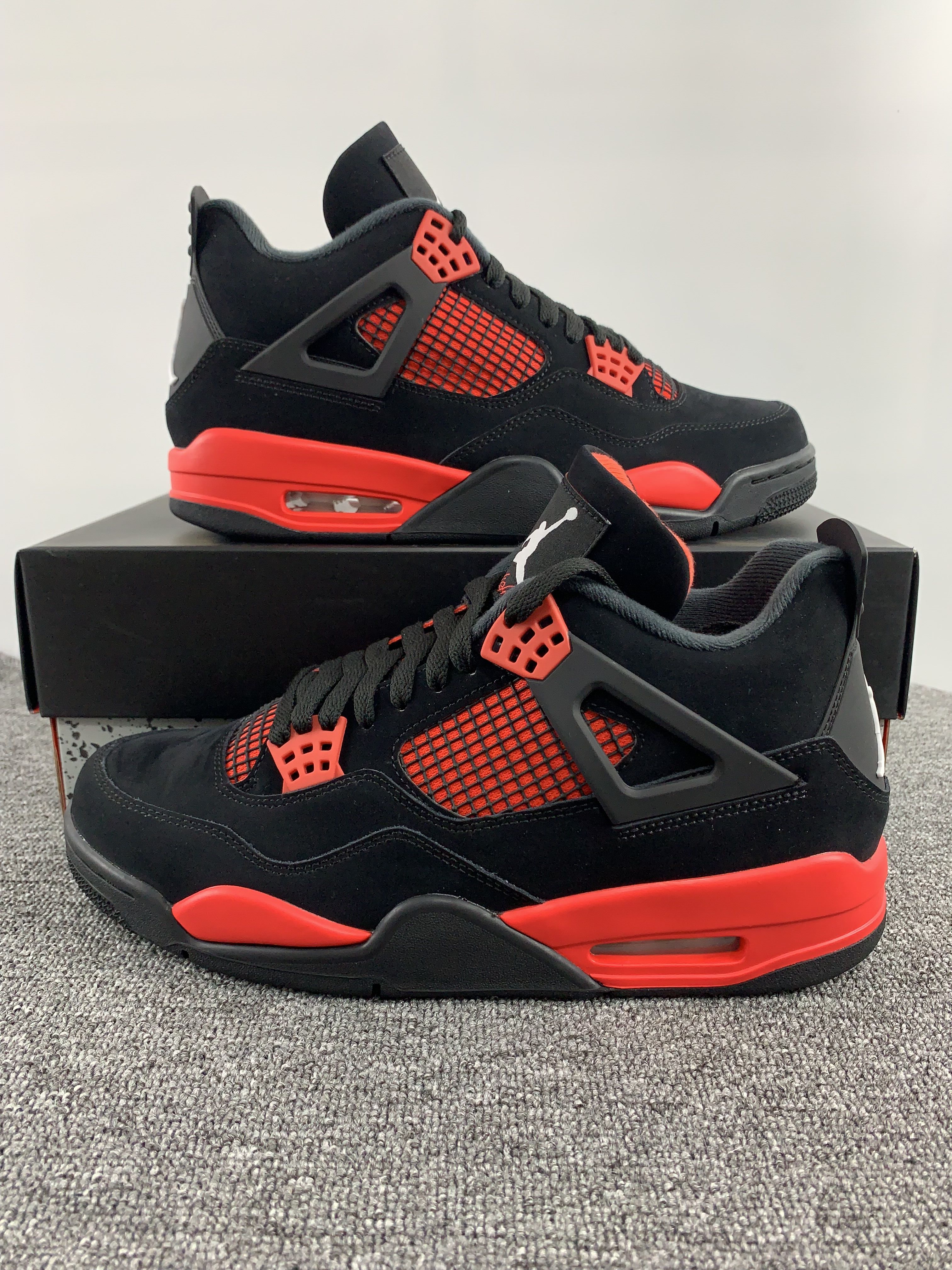 Air Jordan 4 Red Thunder AJ4