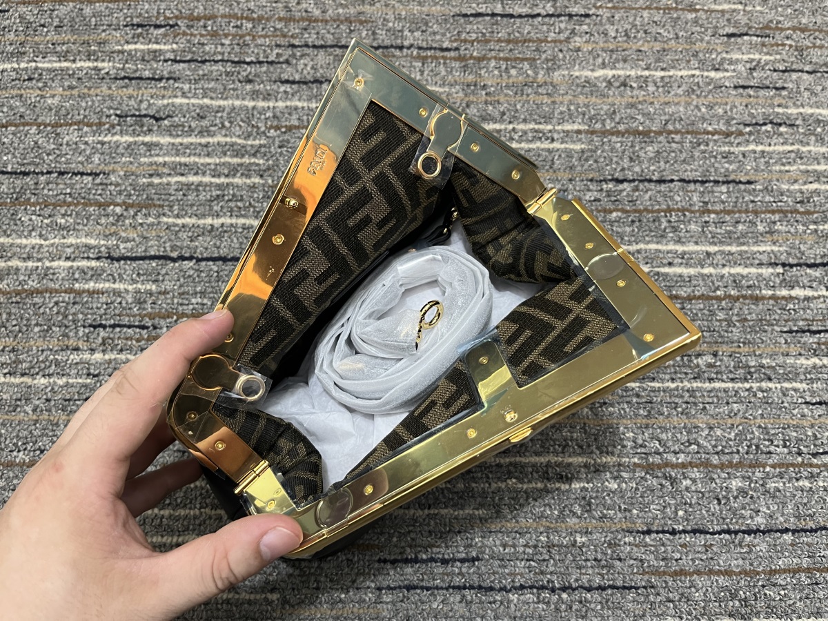 F*endi Bag Top Quality 26*9.5*18CM 32.5*15*25CM