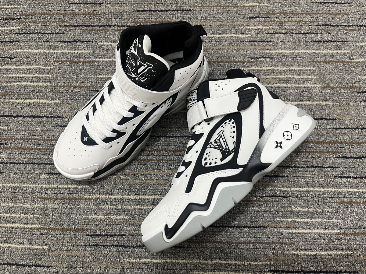 Men L*ouis V*uitton Top Sneakers