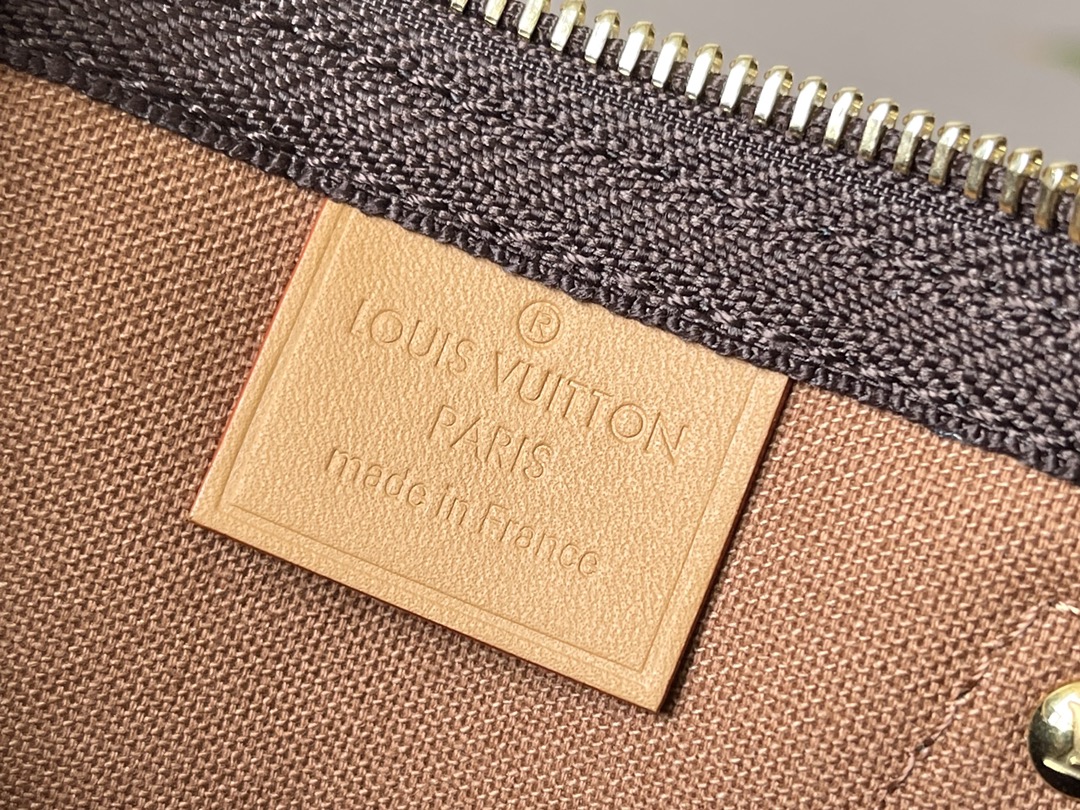 L*ouis V*uitton Top Bag 20*13*11CM