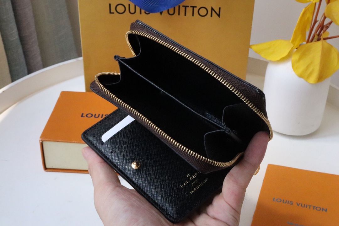 L*ouis V*uitton Bag Top Quality 11.5*8.5*2.2CM