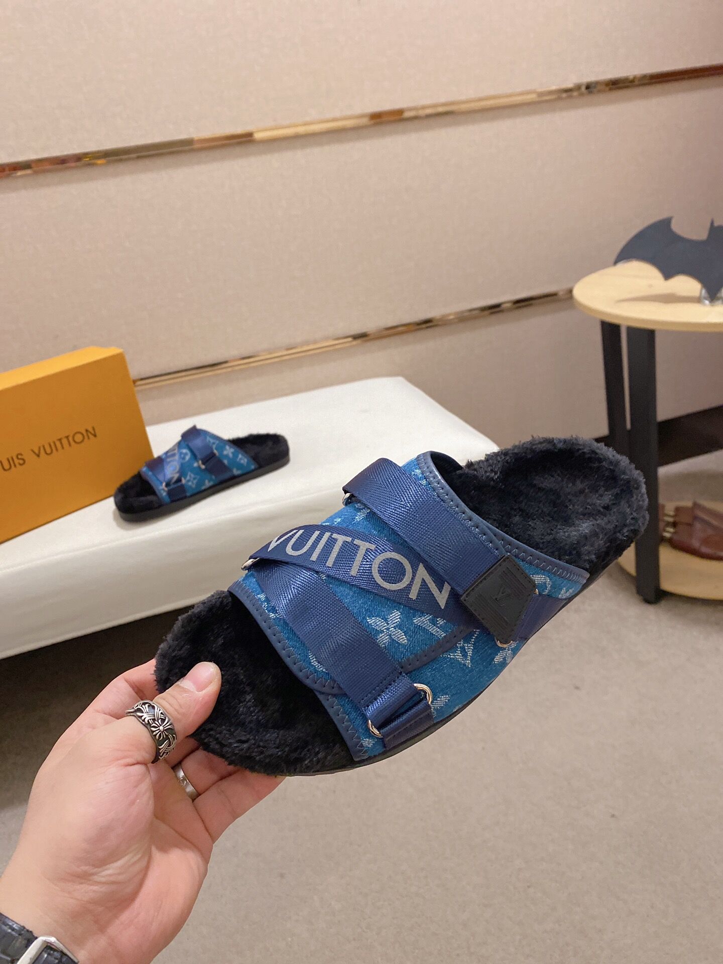 Men L*ouis V*uitton Top Slippers