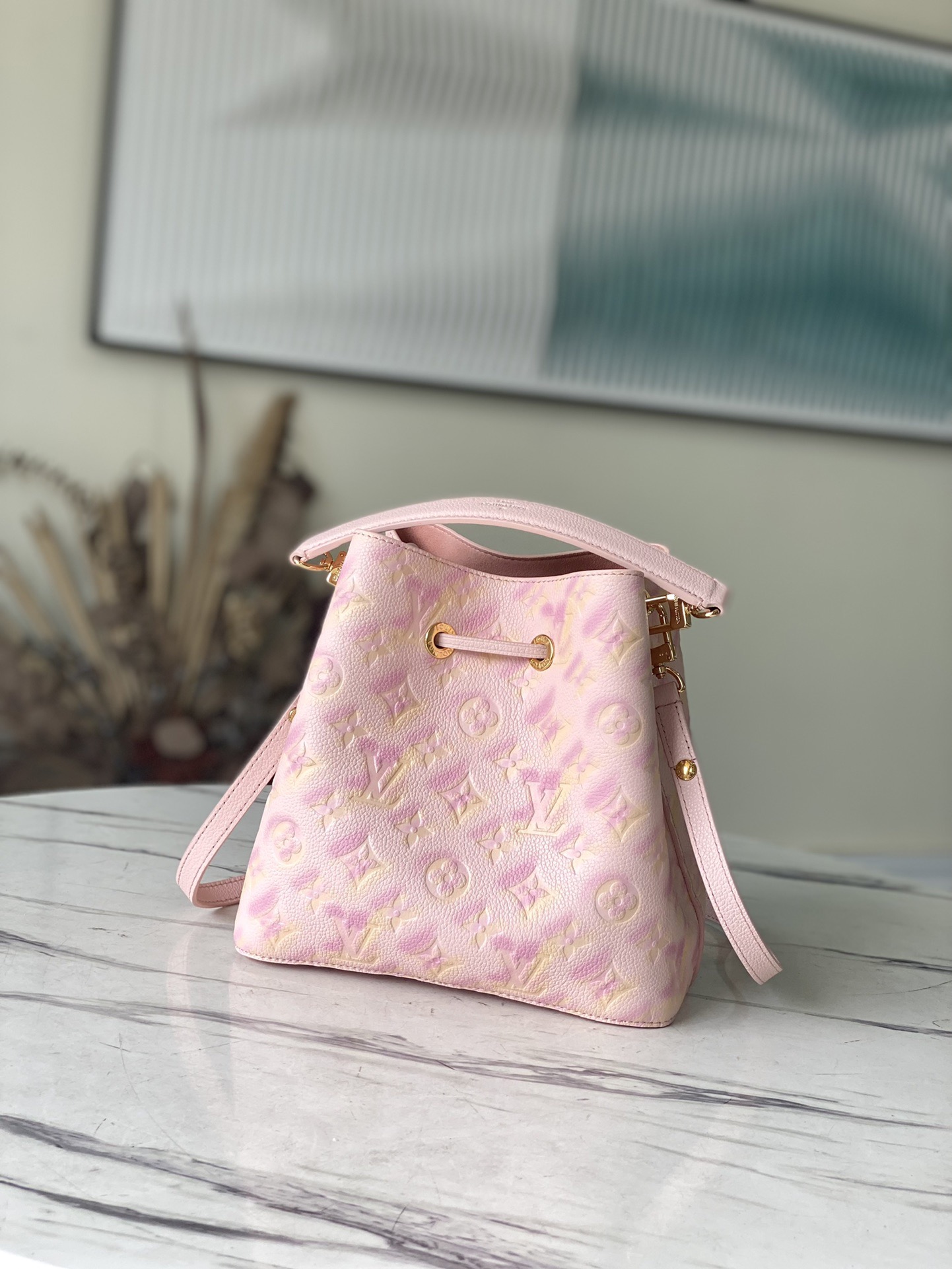 Lady L*ouis V*uitton M46173 NEONOE BB bag Top Quality 20*20*13CM