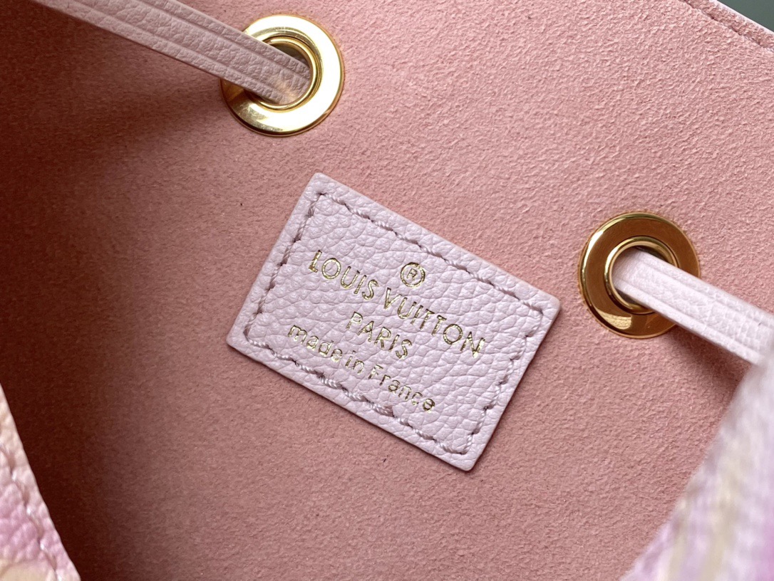 Lady L*ouis V*uitton M46173 NEONOE BB bag Top Quality 20*20*13CM