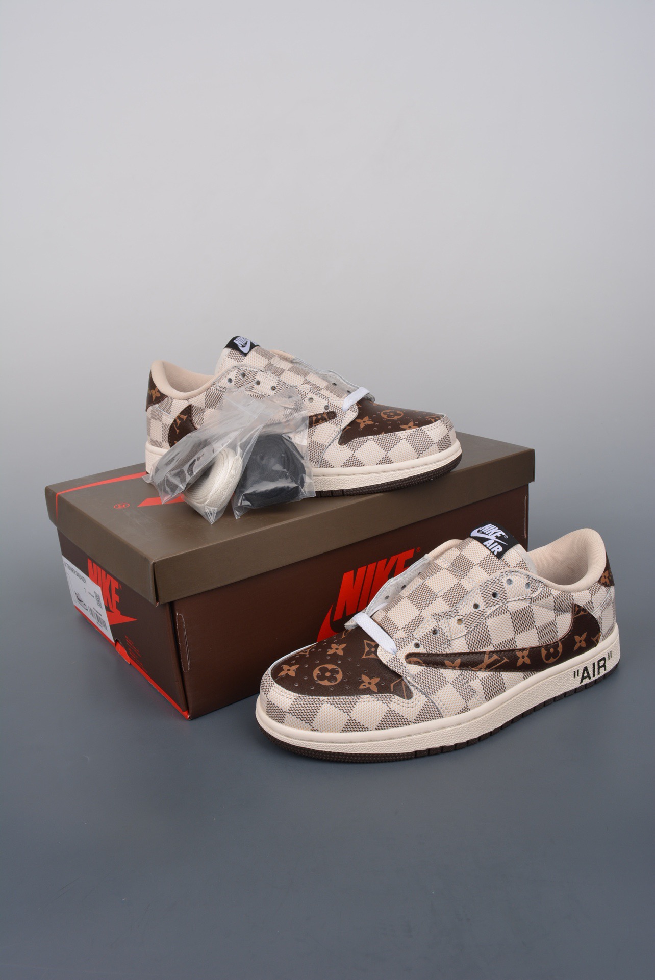 Air Jordan 1 * L*V *Travis Scott Top Sneakers