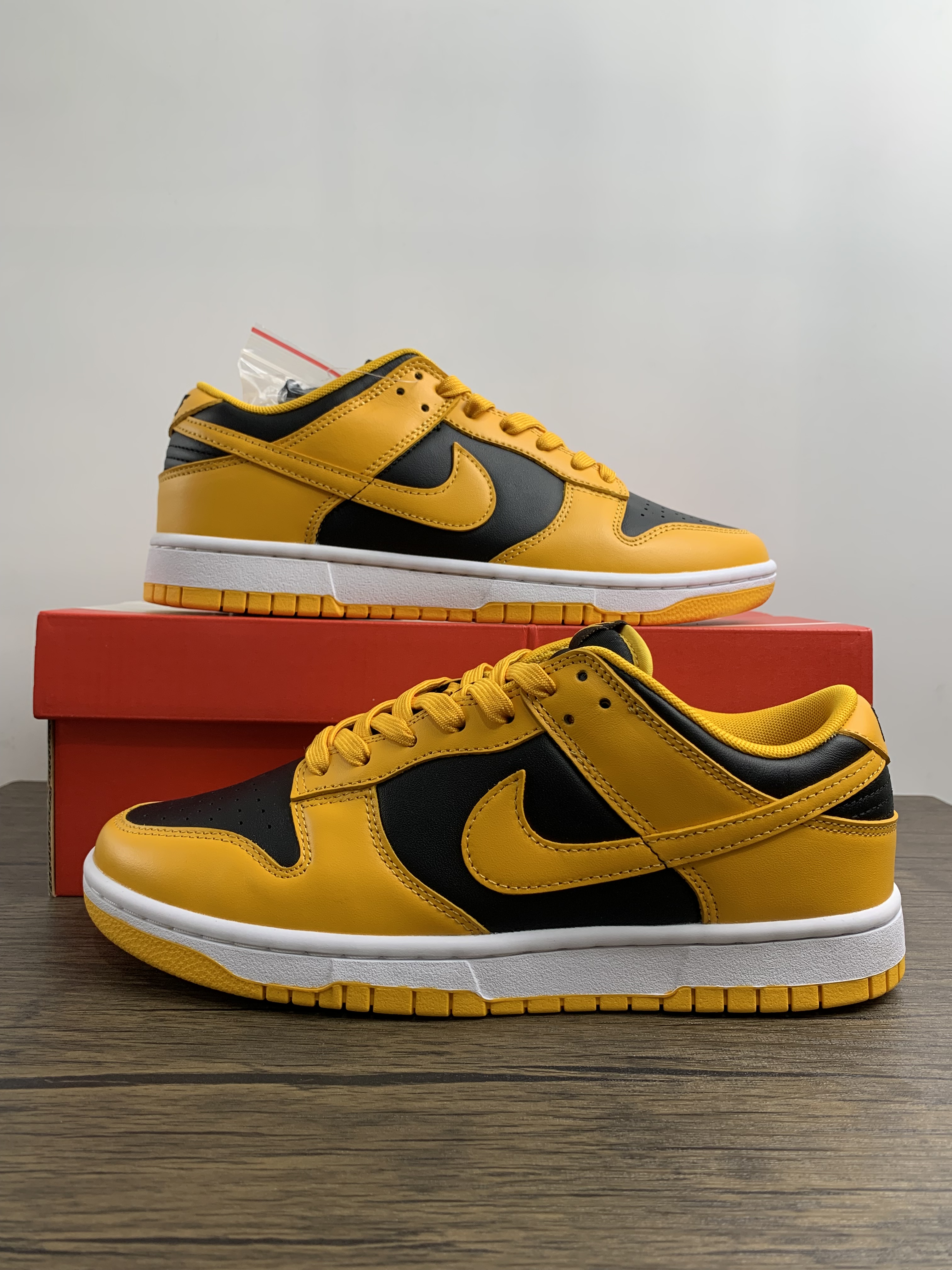 from Dunk Low DD1391-004