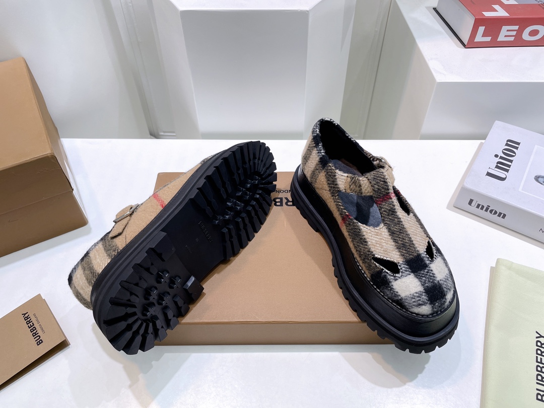 Women B*urberry Top Sneaker