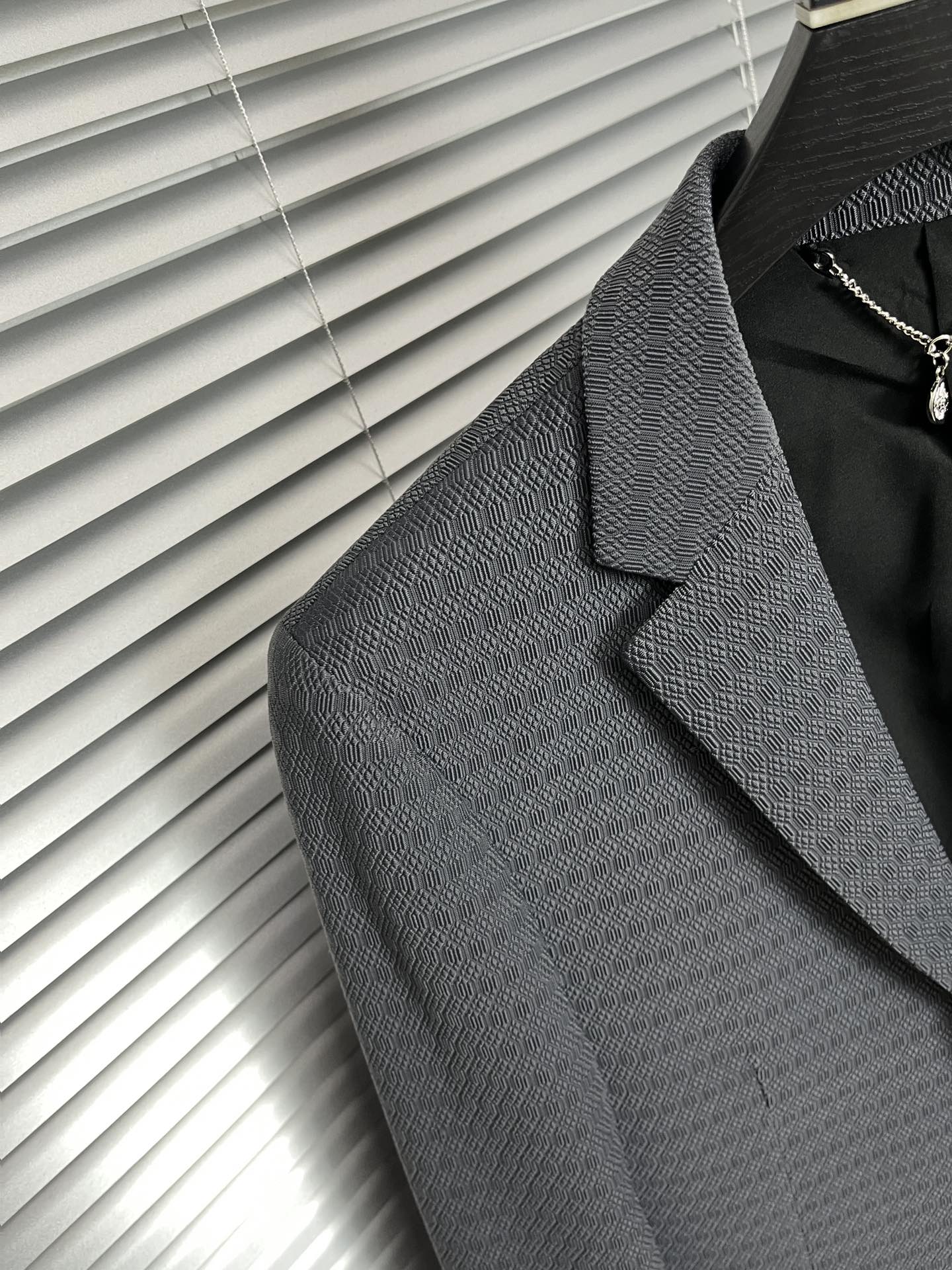 Men Jacket/Sweater Top Quality