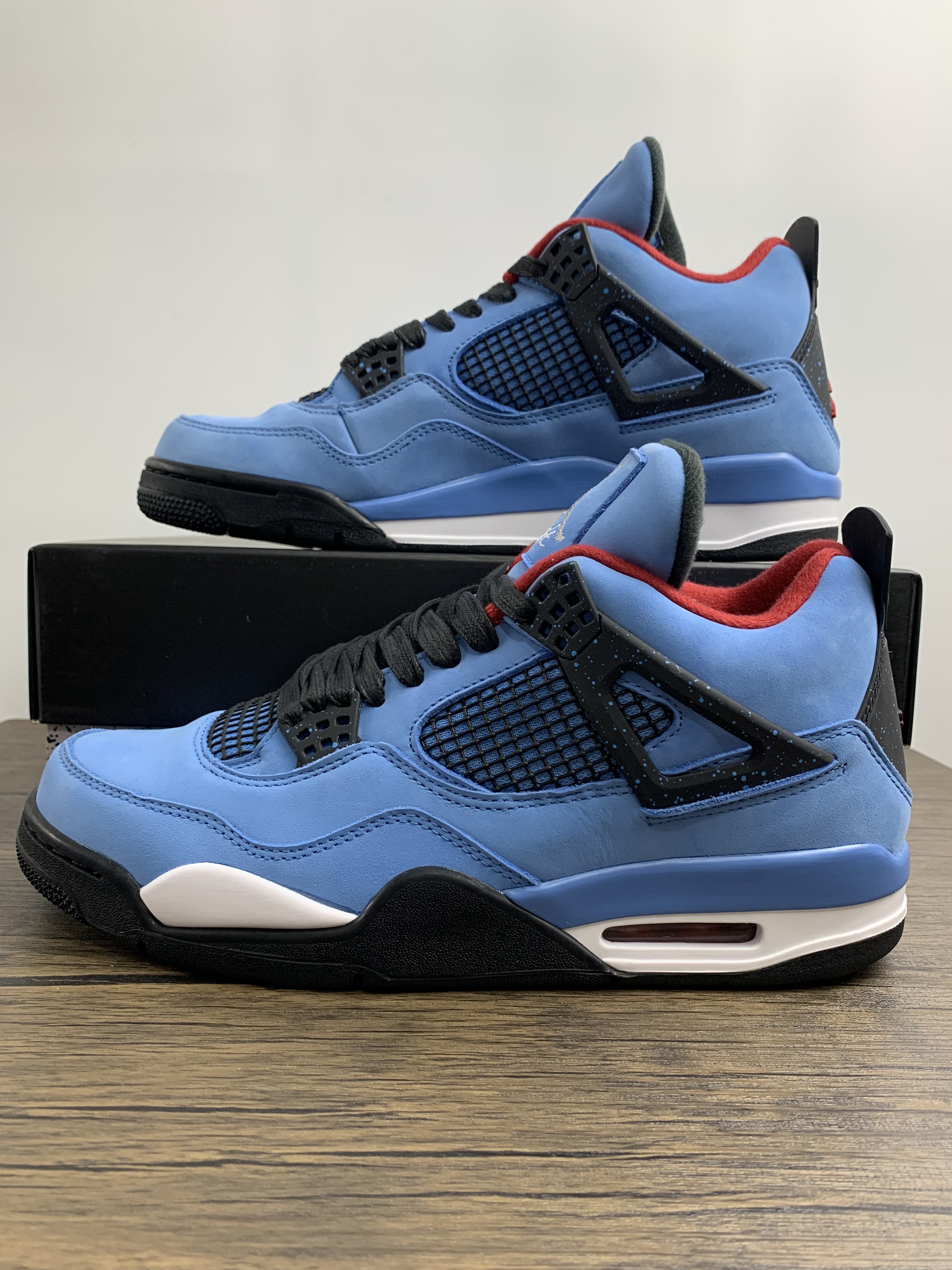 Travis Scott x Air Jordan 4 Houston Oilers 308497-406