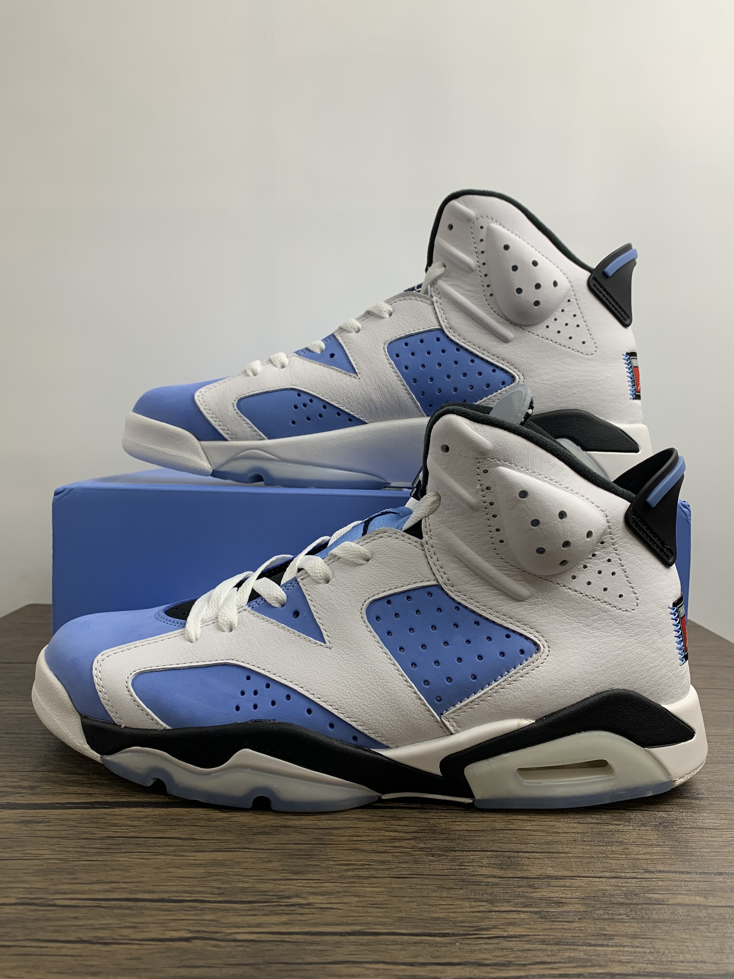 Air Jordan 6 UNC CT8529-410